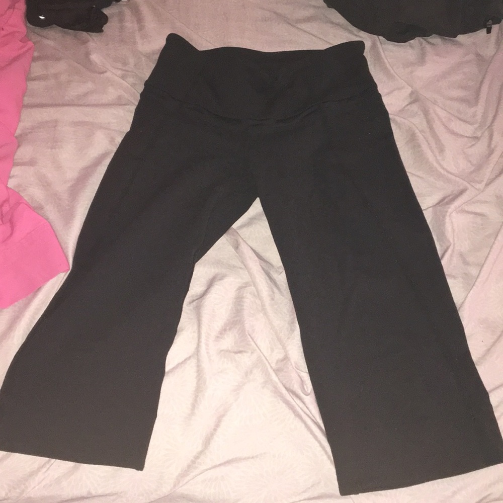 LuLuLemon capri leggings
